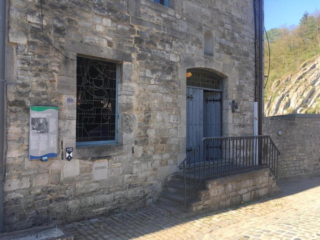Les Roques In Historical Monastery Apartamento